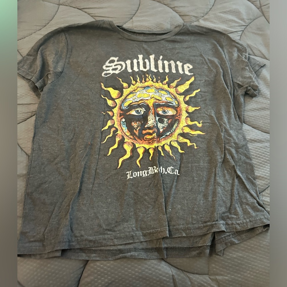 t- shirt